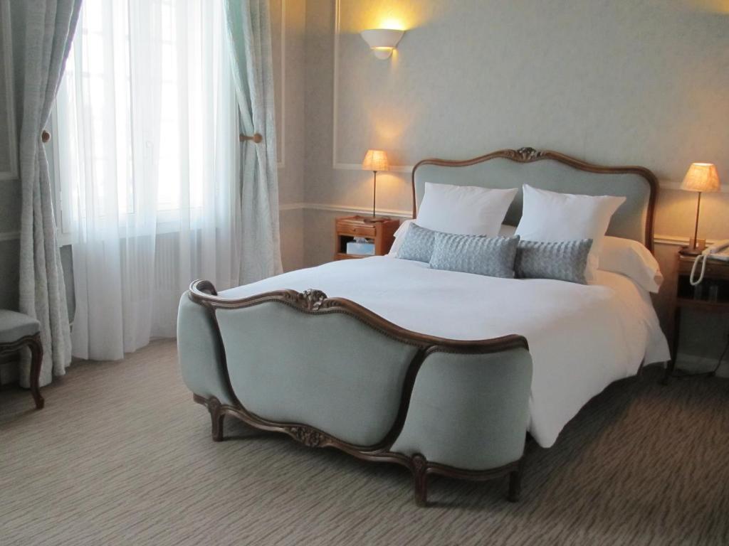 Отель Chateau Beau Jardin Gaillan-en-Medoc Номер фото